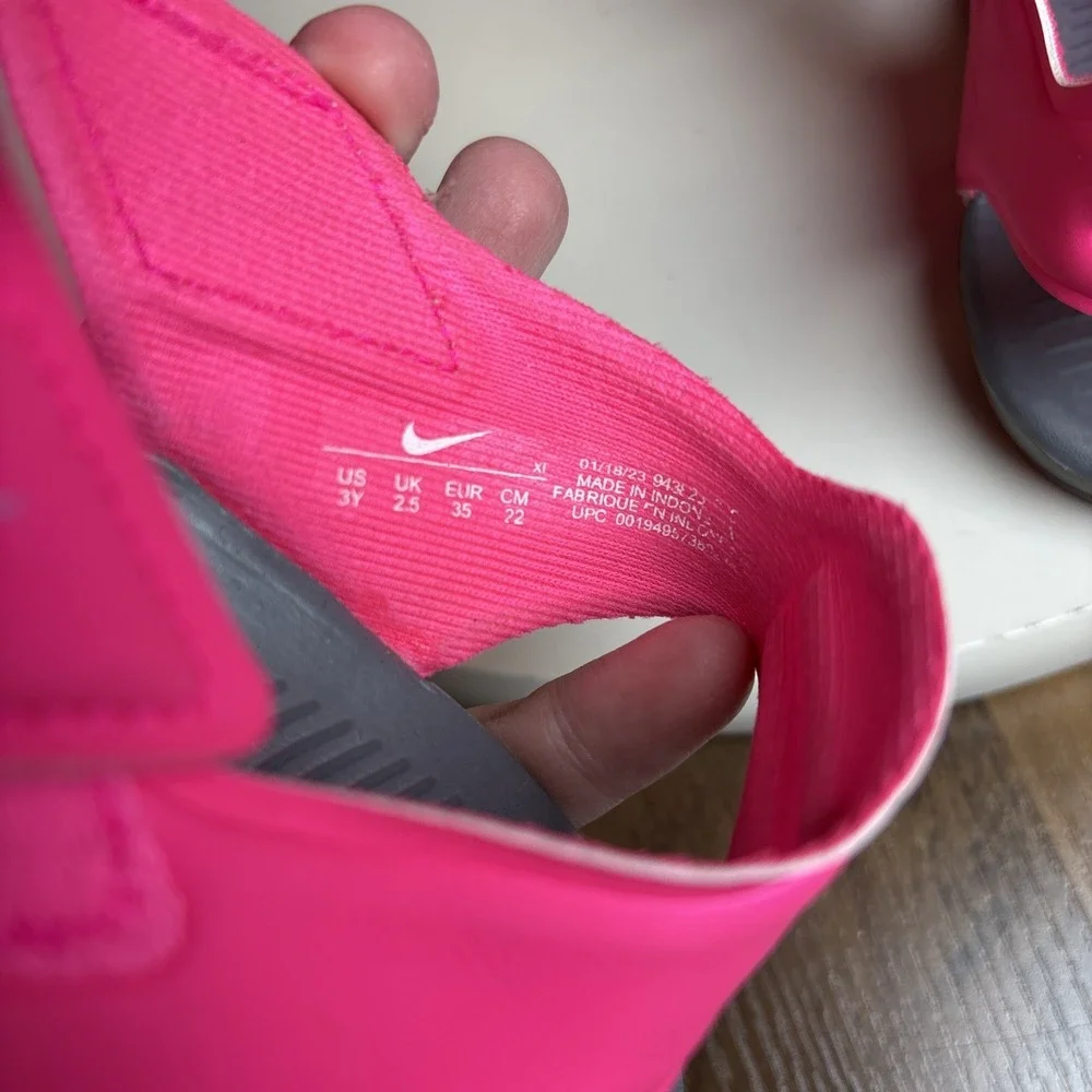 Nike Kids 3Y Hyper Pink Sunray Protect Sandals Gorpcore Water Shoes Hook Loop